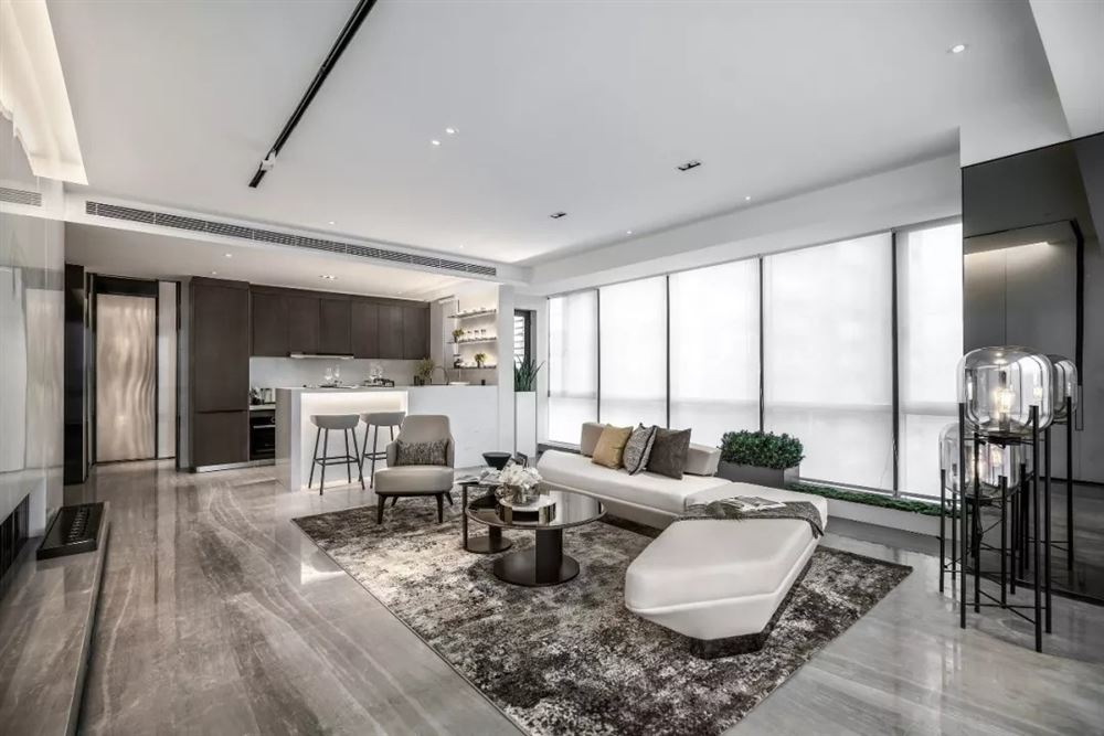 湛江市城市假日花園輕奢風(fēng)格四居室裝修案例