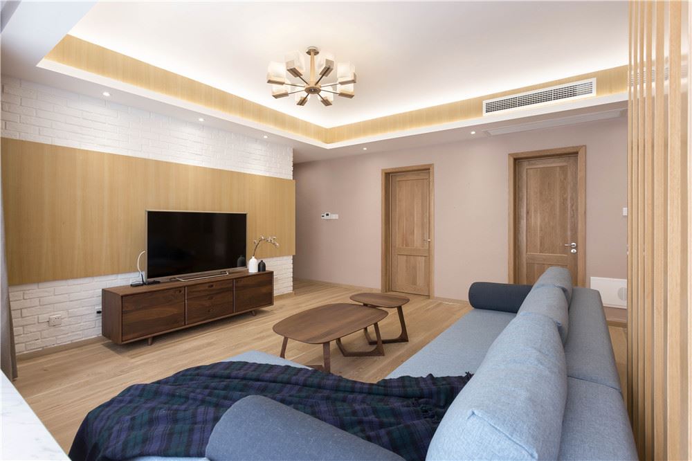 佛山市保利閱江臺(tái)其他三居室裝修案例