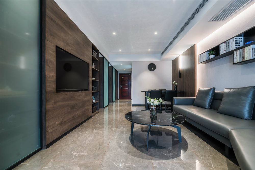 廣州市華發(fā)中央公園美式風(fēng)格三居室裝修案例