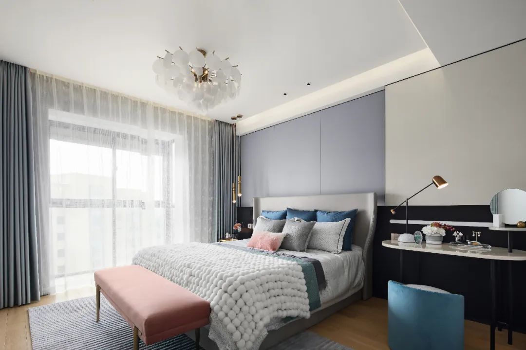 現(xiàn)代輕奢風格室內設計家裝案例-主臥