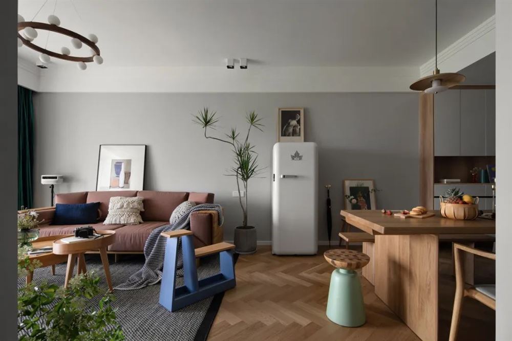 茂名市財(cái)富時(shí)代北歐風(fēng)格三居室裝修案例