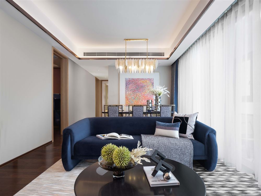 楚雄彝族自治州嶸嘉商業(yè)廣場住宅區(qū)其他三居室裝修案例