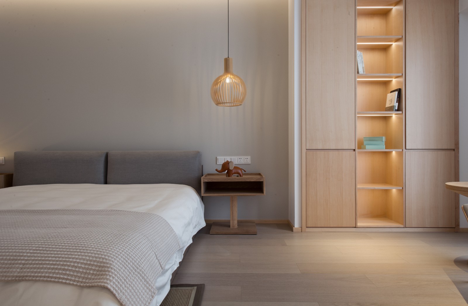 裝修案例日式風格室內(nèi)裝修效果圖-臥室