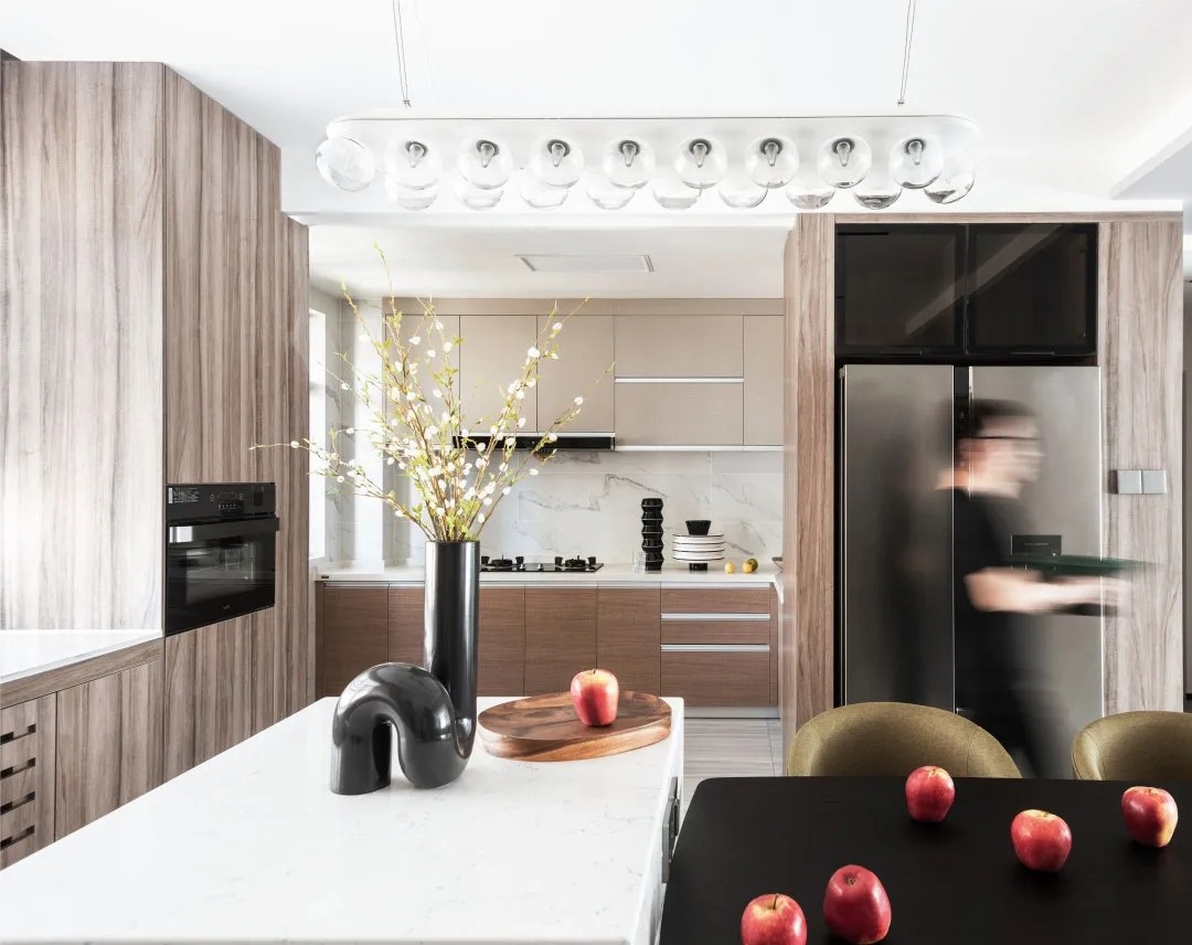 北歐原木風格家裝設計室內(nèi)裝修效果圖-餐廳