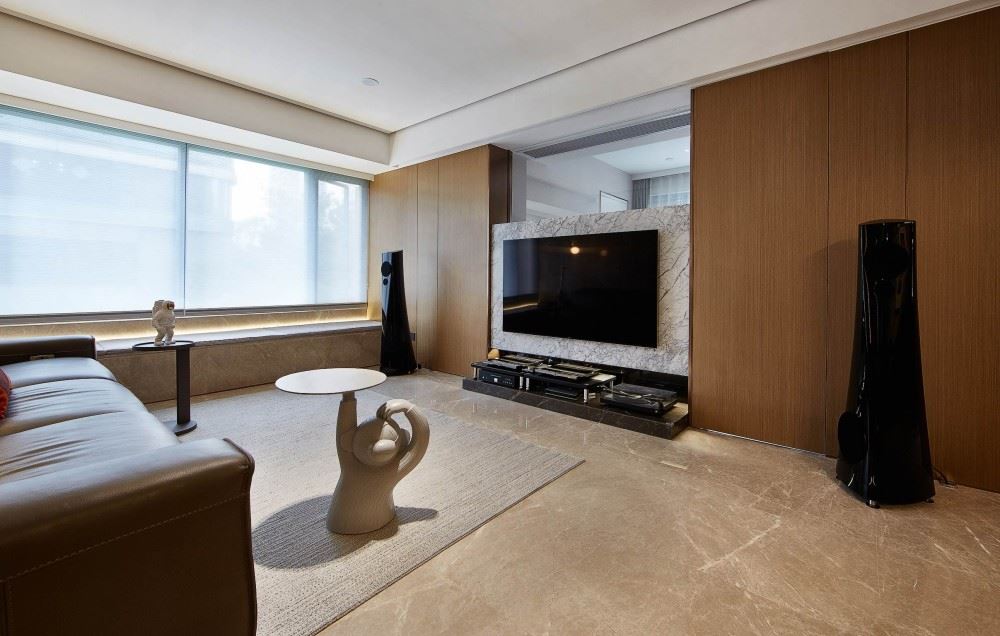 佛山市美的&middot;金地&middot;新明珠&middot;鳳翔灣壹號(hào)現(xiàn)代簡(jiǎn)約風(fēng)格三居室裝修案例