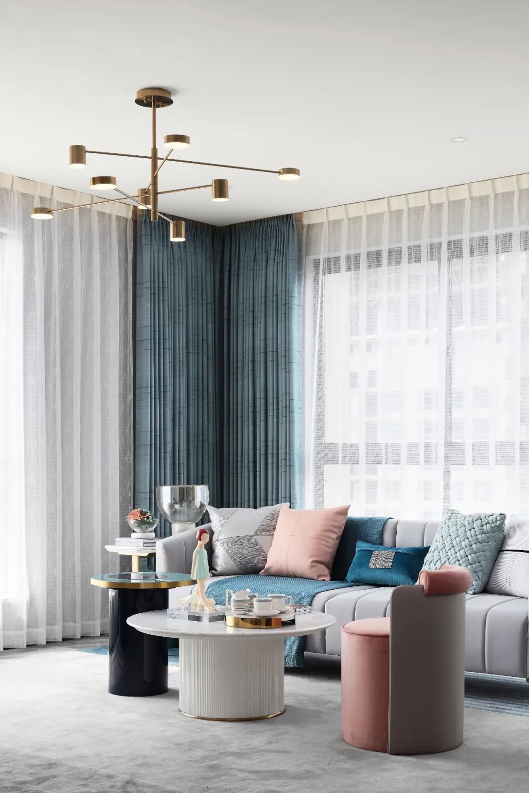 現(xiàn)代輕奢風格室內設計家裝案例-客餐