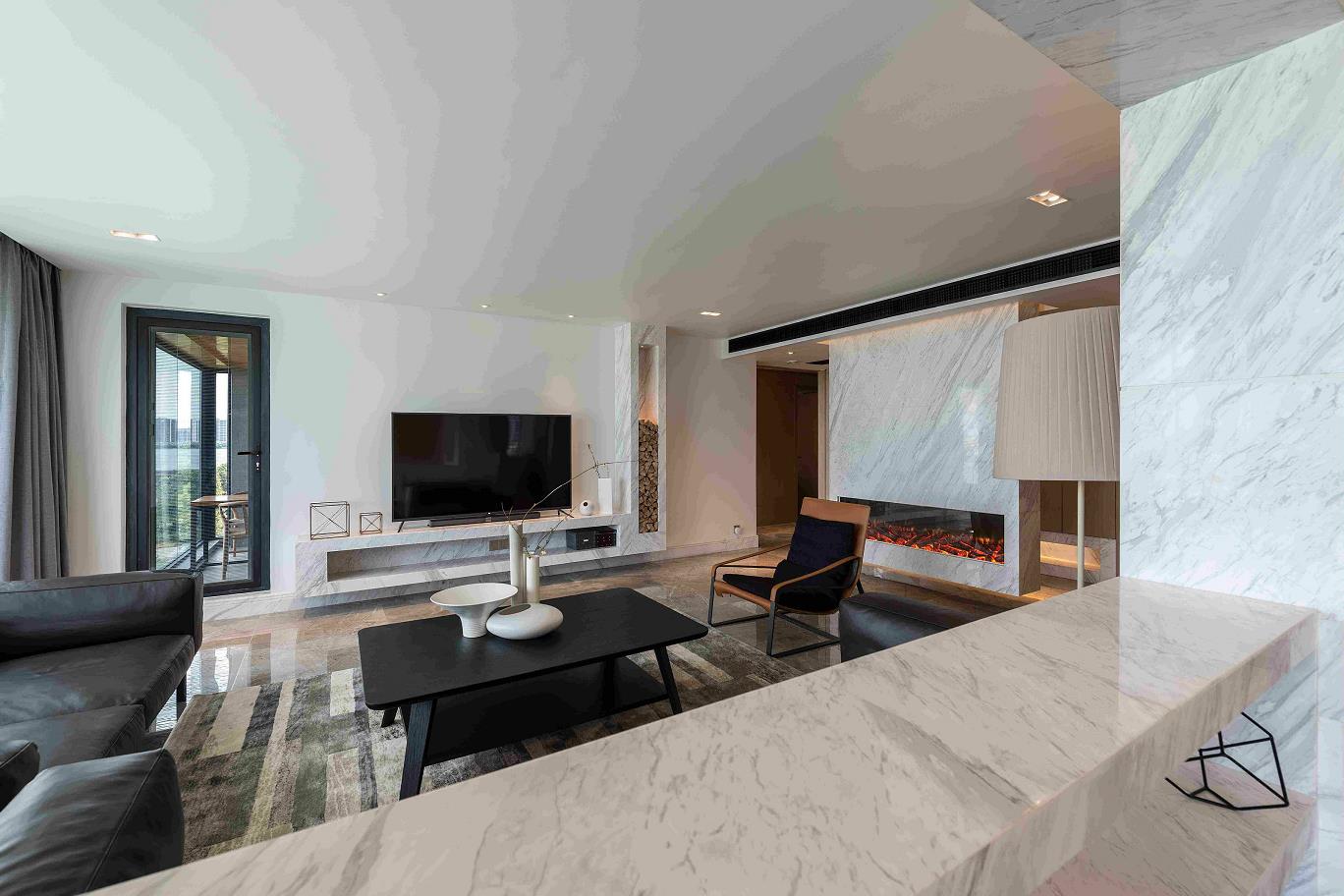 廣州市云溪四季現(xiàn)代簡約風格三居室裝修案例