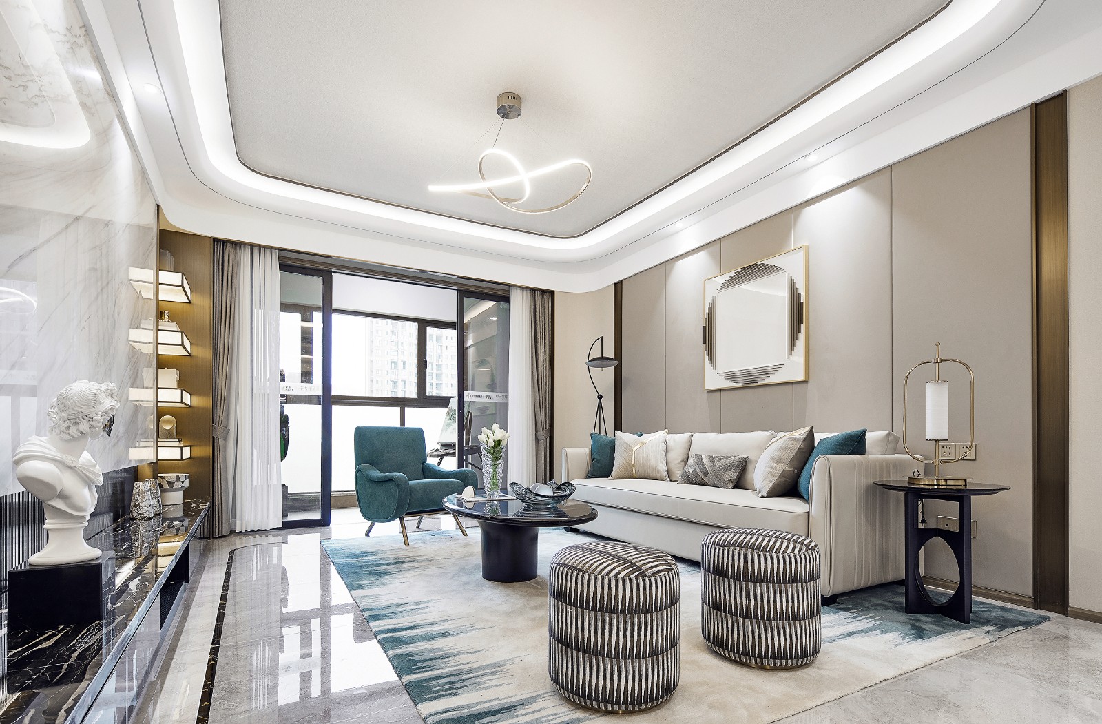 廣州市南沙金茂灣輕奢風(fēng)格三居室裝修案例